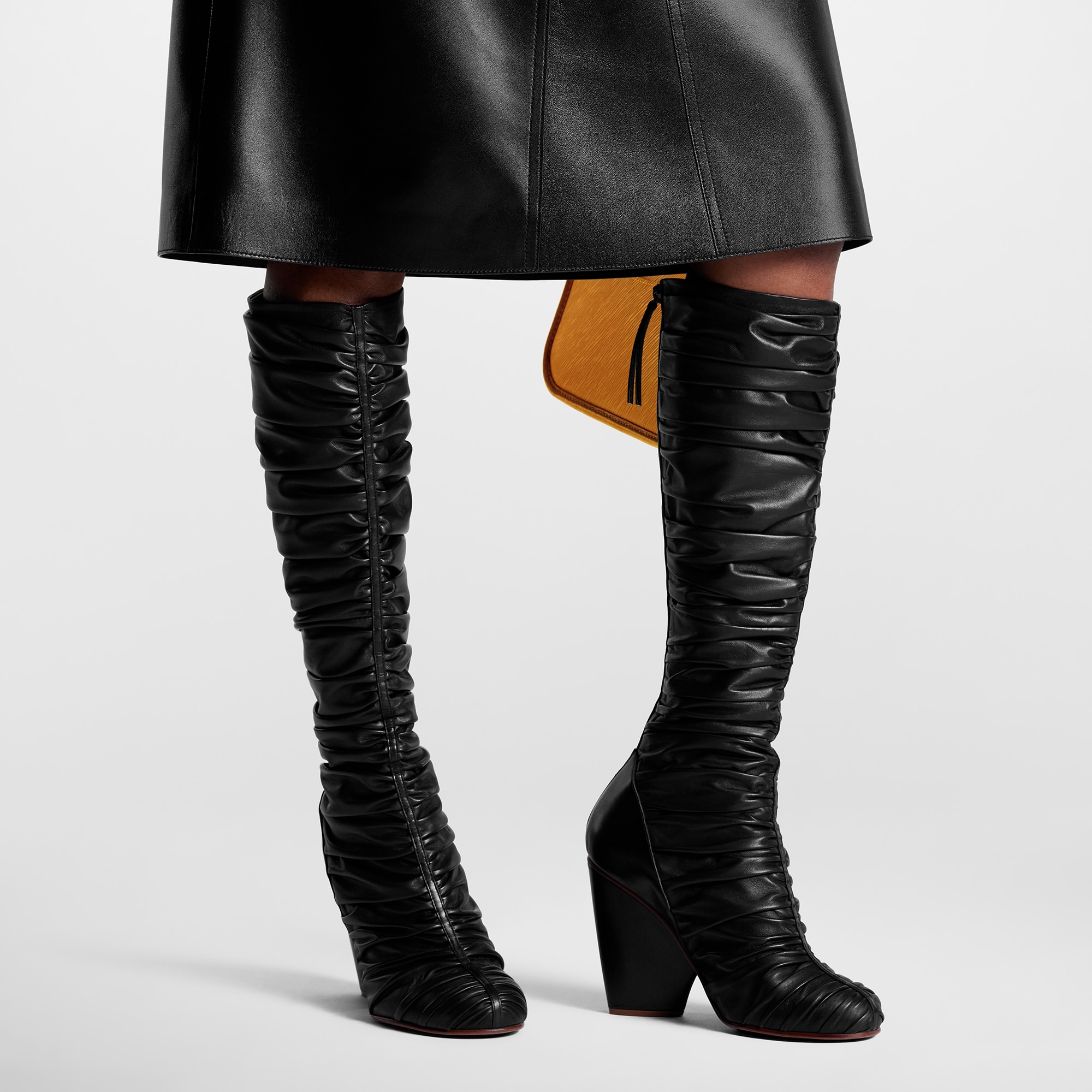 Over the knee boots louis clearance vuitton